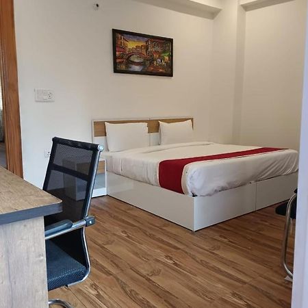 Hotel Bsh Group Noida Exteriér fotografie